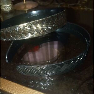 Free Hair accessories bundle of 2